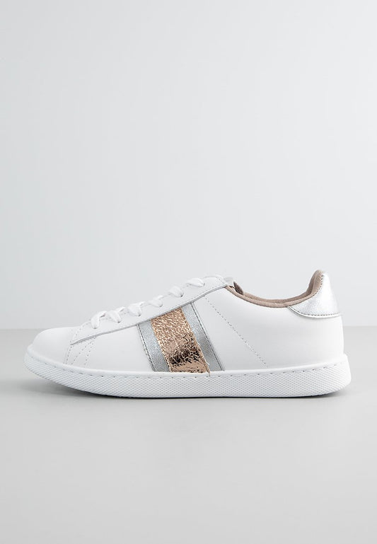 Victoria Shoes TENIS EFECTO PIEL DETALLE LATERAL White (ZZO2ED012-B00) Women