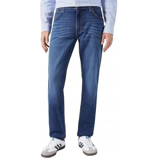 Wrangler Athletic Fit Straight Jeans Medium Blue, Men