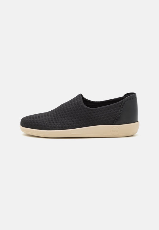 ECCO SOFT 2.0 Black (EC111E04Z-Q11) Women