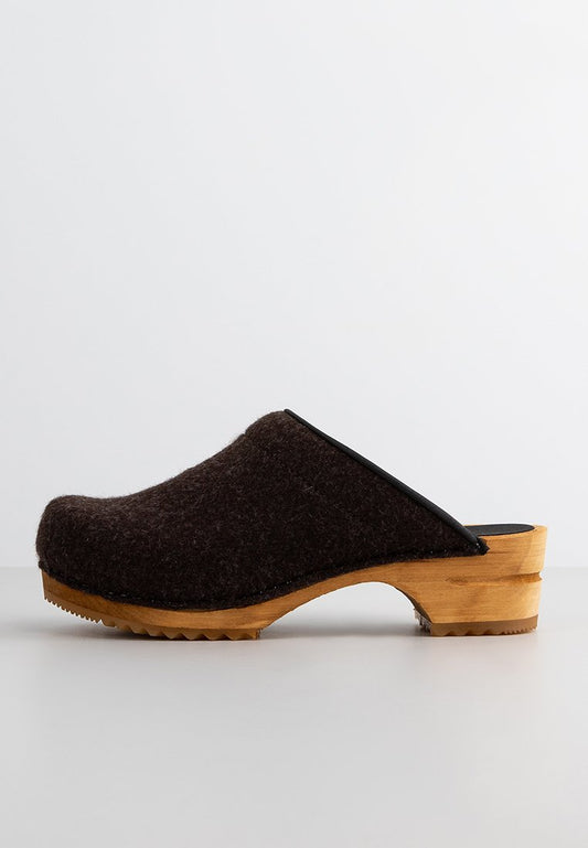 Sanita Mules & Clogs (ZZO20WP10) Women