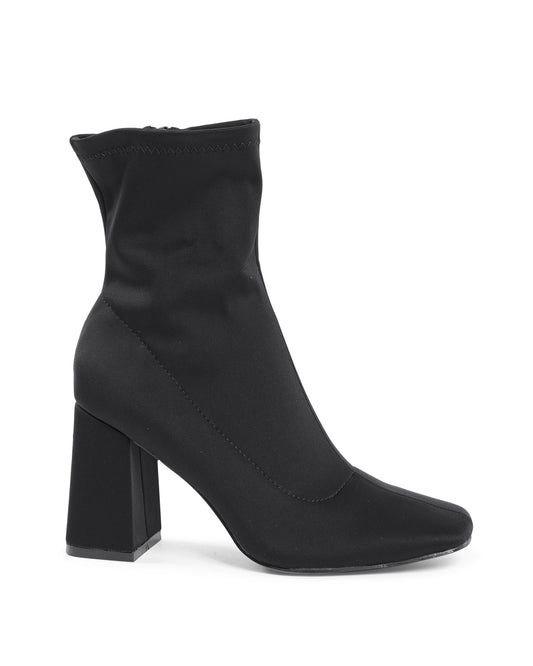 19V69 by VERSACE Black Ankle Boots (100136) Women