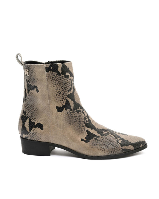 Tommy Hilfiger Footwear (FW0FW083010F5) Women