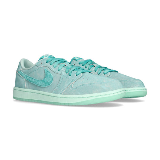 Jordan Shoes Air 1 Retro Low OG Sail (HQ8111-300) Women